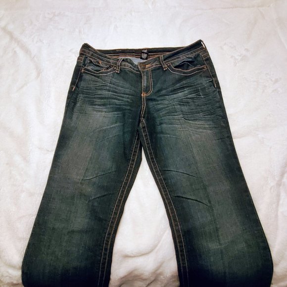 SOLD A.n.a Bootcut Jeans with Pocket Embroidery - Picture 2 of 3